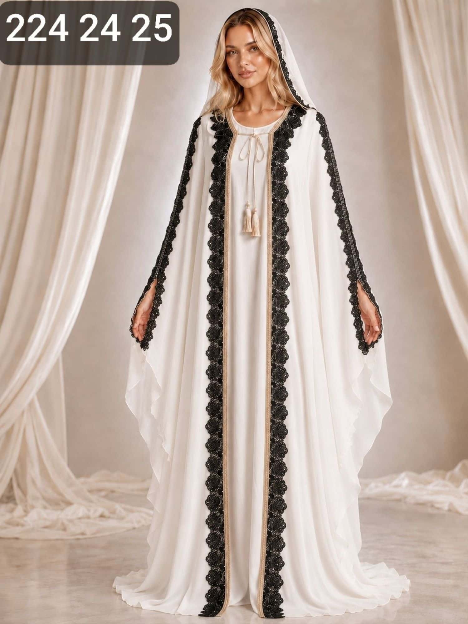 أسود