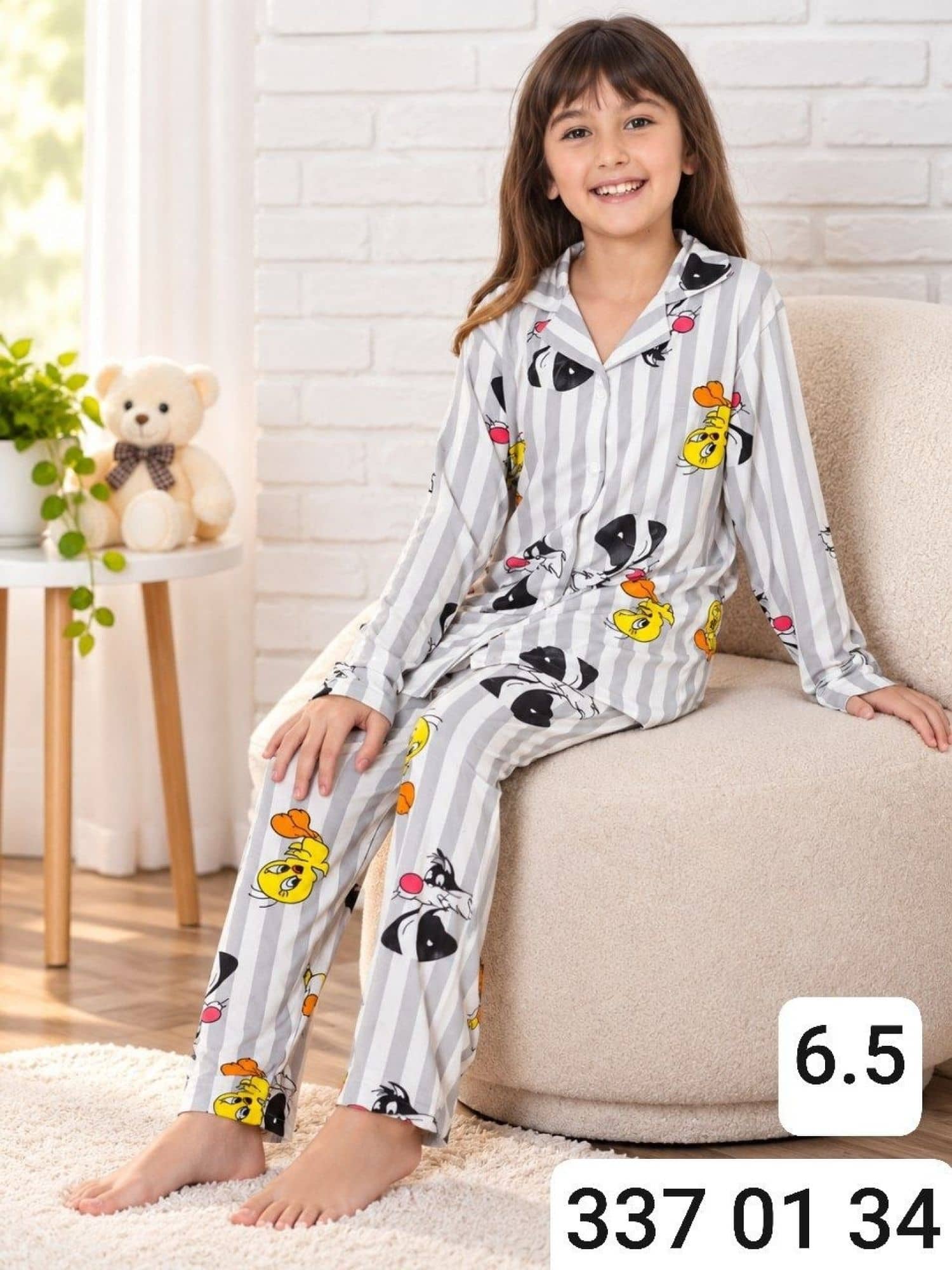 Kız Çocuk Düğmeli Kol Pijama Ç-3000