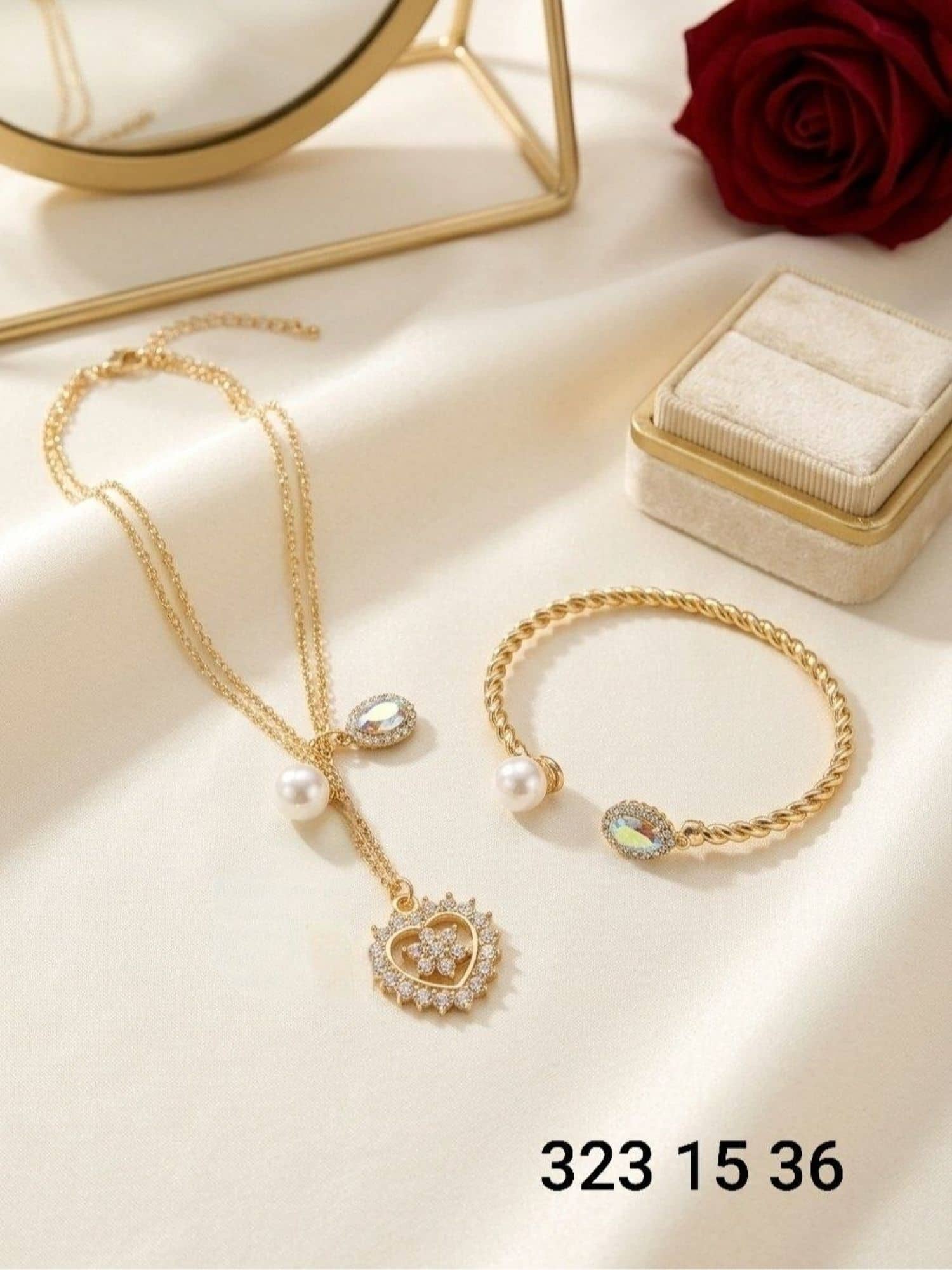 طقم اكسسوار ذهب aa