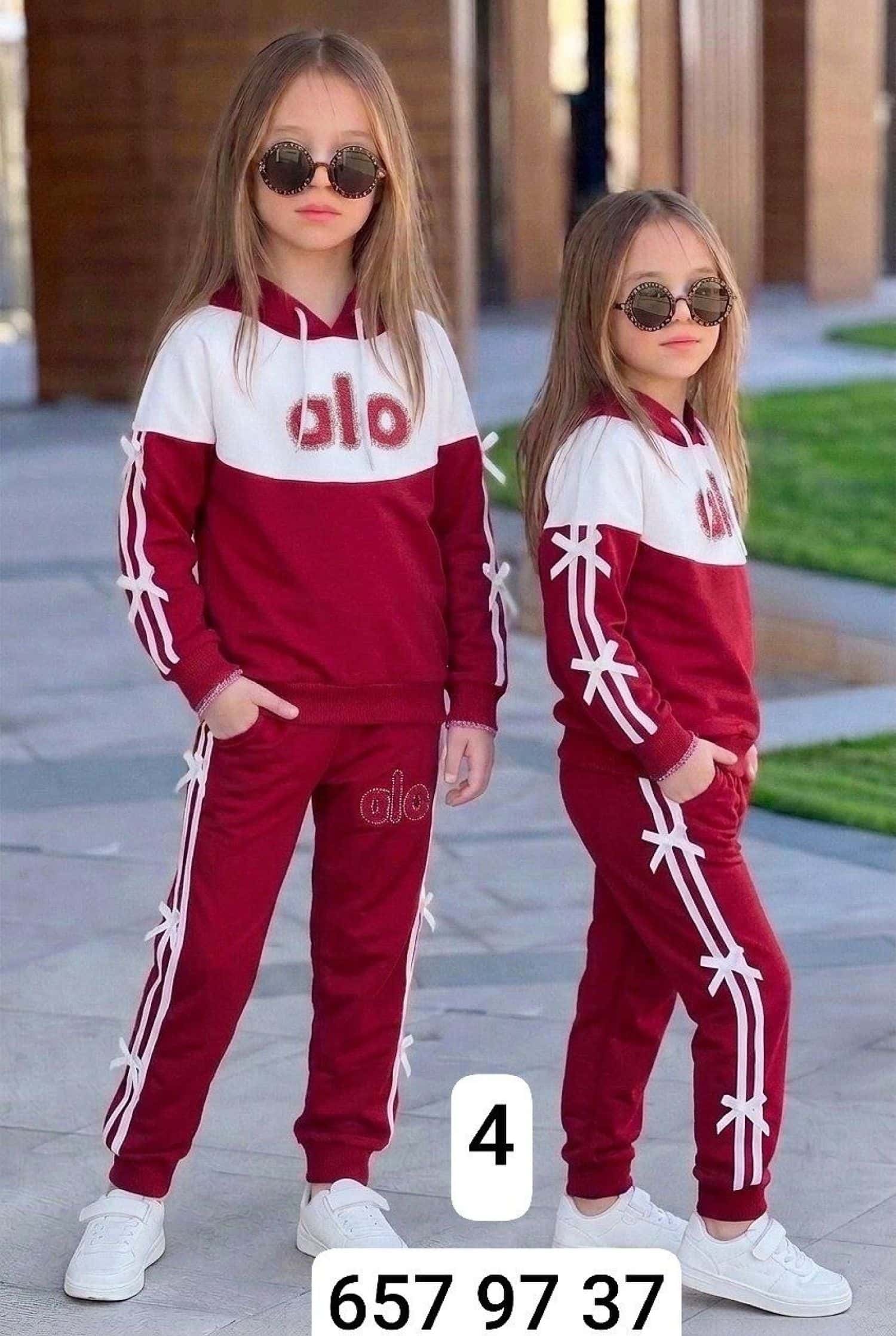 احمر