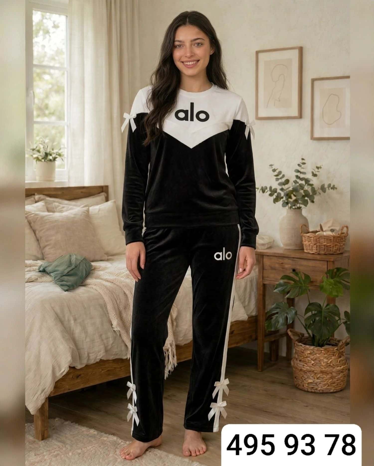 أسود