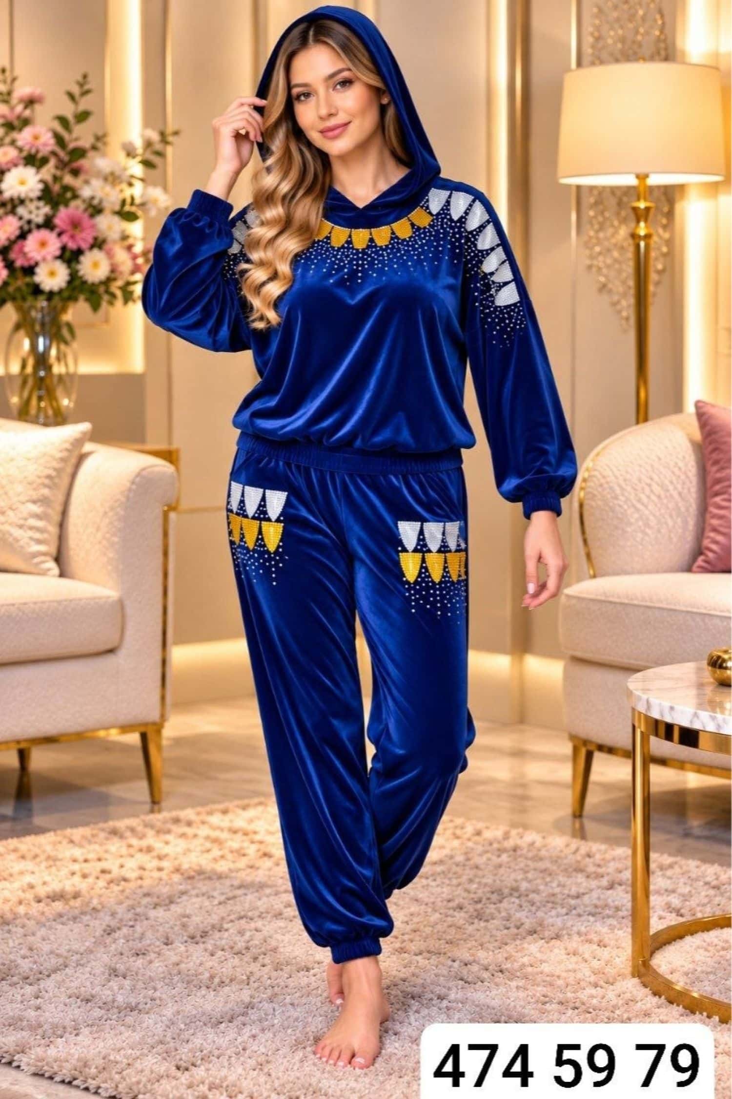 أزرق